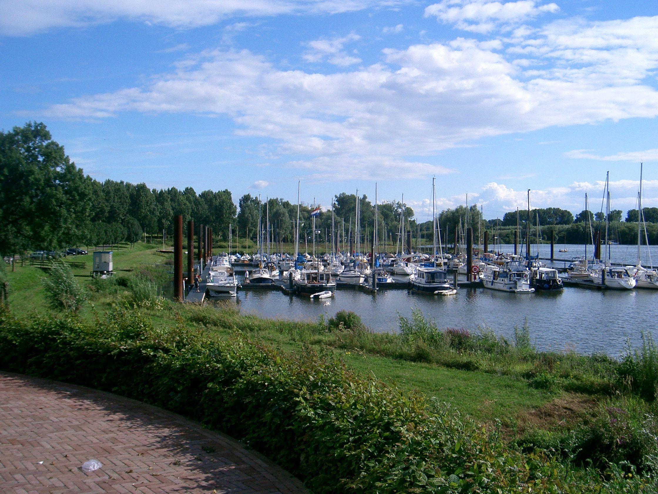 Asselt boten Rozenhofje